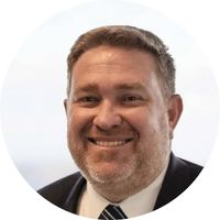 Headshot of Lucas Dow