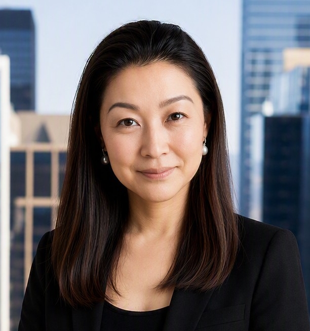 Julia Lee